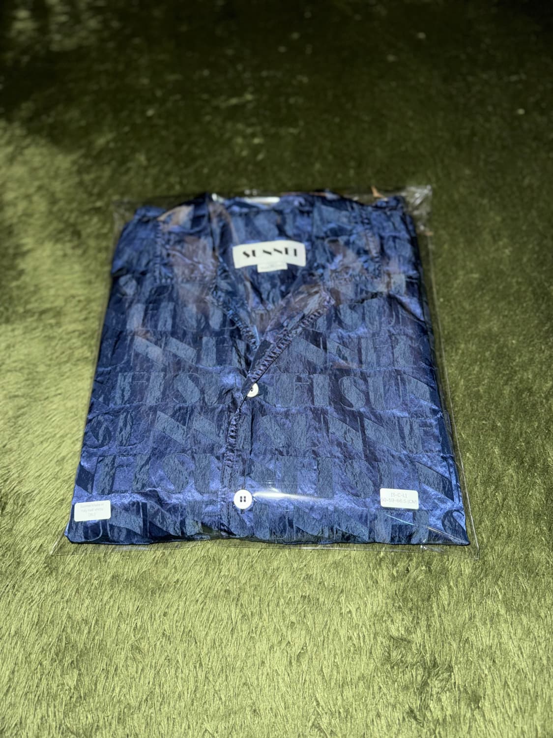 [XL] SUNNEI 써네이 엠보스드 로고 프린트 오픈카라 하프 셔츠 상품이미지10