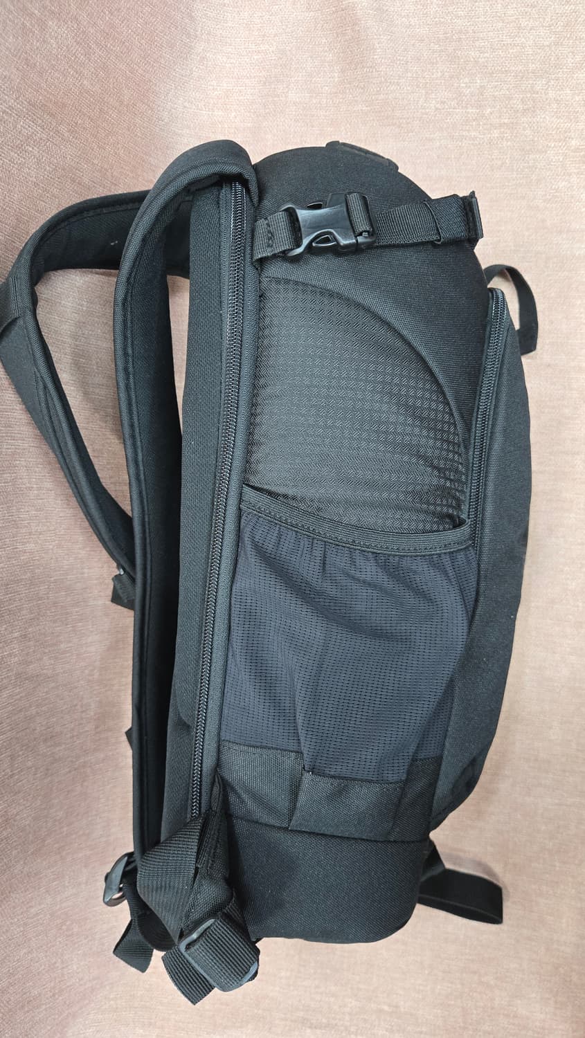 [Lowepro] 로우프로 정품 프리미엄 카메라 백팩 (블랙) 상품이미지4