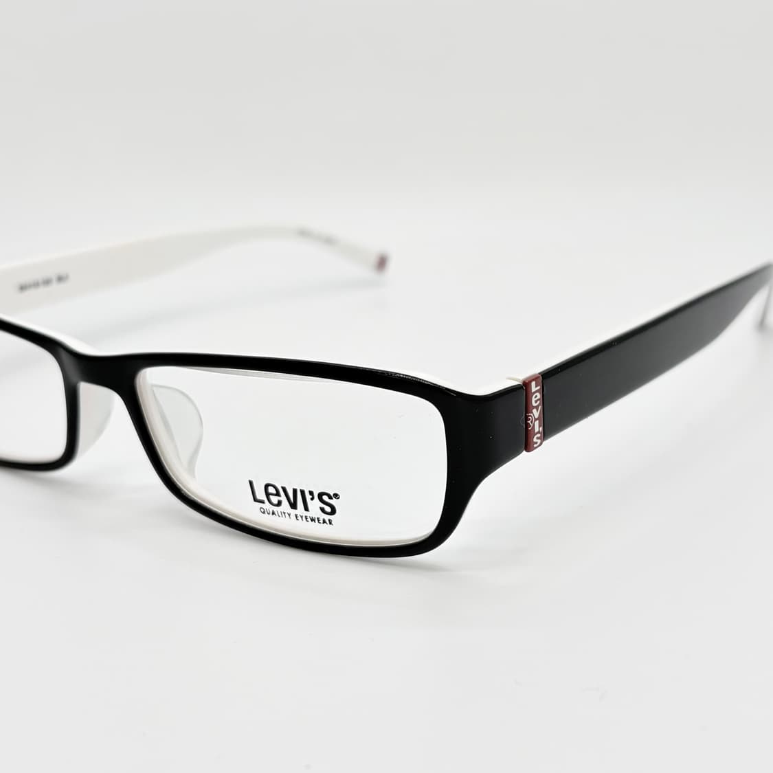 LEVI'S 리바이스 블랙화이트 빈티지 뿔테 상품이미지4