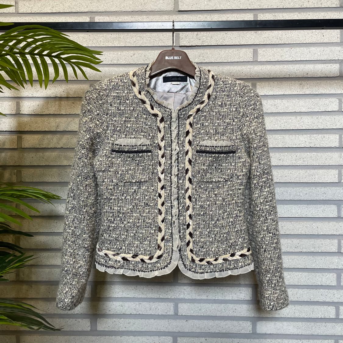 쥬디첼리 트위드자켓 브레이드 라인 러플 디테일 그레이 10% 할인 상품이미지2