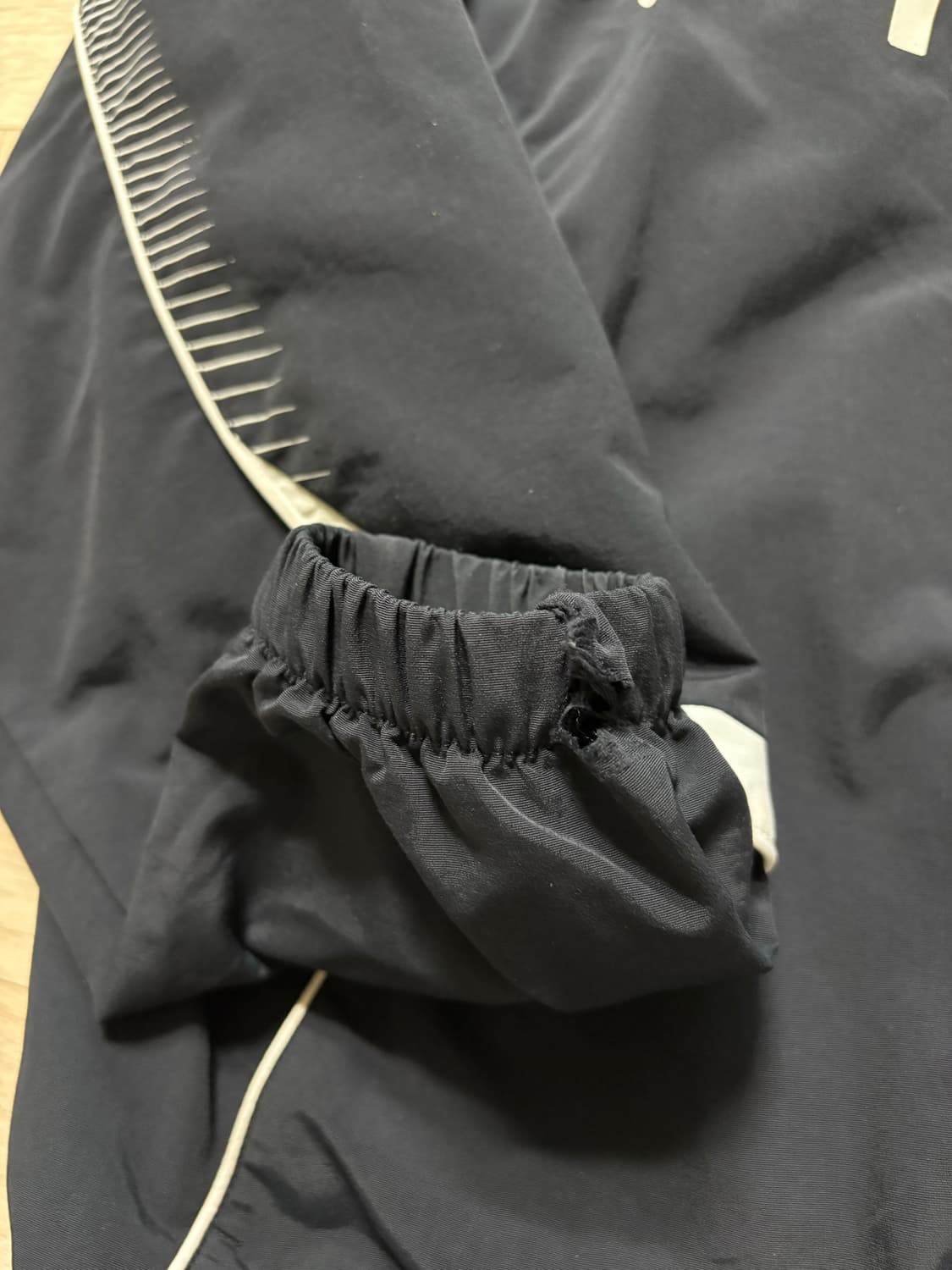 L)슈프림 엄브로 트랙자켓 블랙 상품이미지2