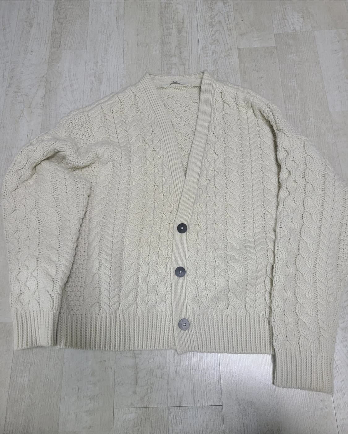아이보리 두꺼운 가디건 상품이미지1