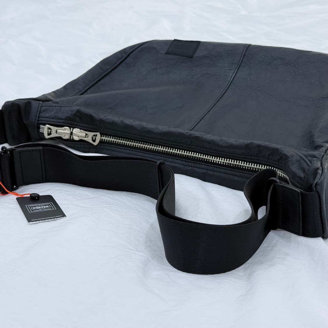 요시다 포터 프리스타일 다이니마 레더 숄더백 (블랙) 풀박스 상품이미지4