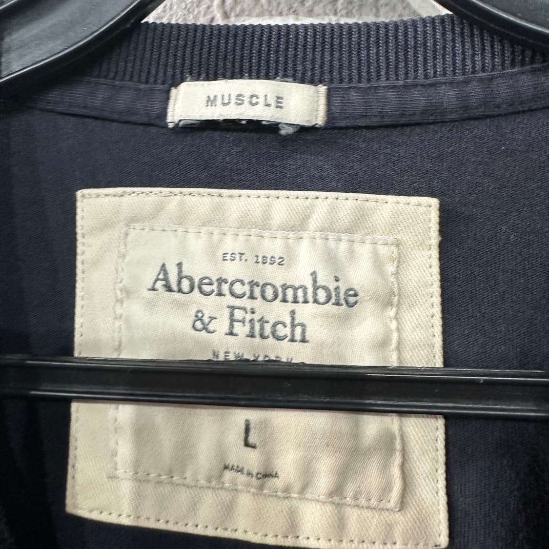 아베크롬비 반팔티 L 상품이미지3
