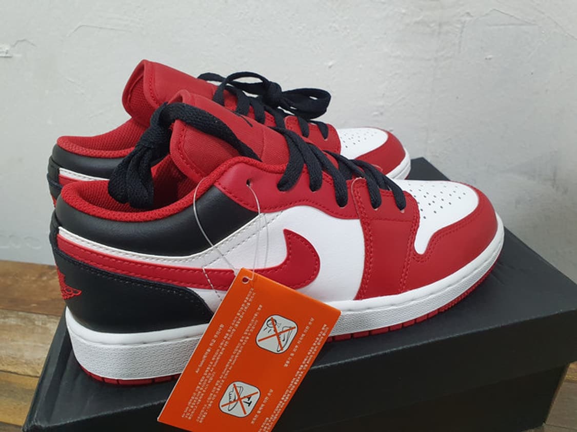 NIKE 나이키 에어조던 1 로우 화이트 짐레드 새상품 (240MM) 상품이미지6
