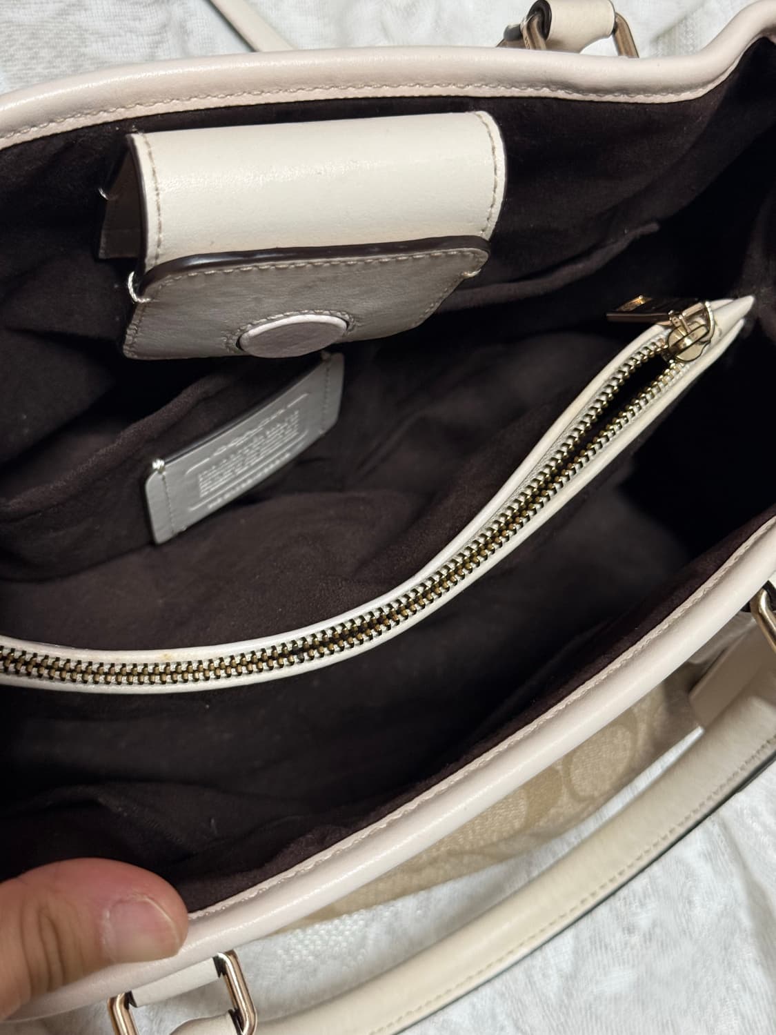 COACH 코치 미디엄 사첼백 상품이미지4