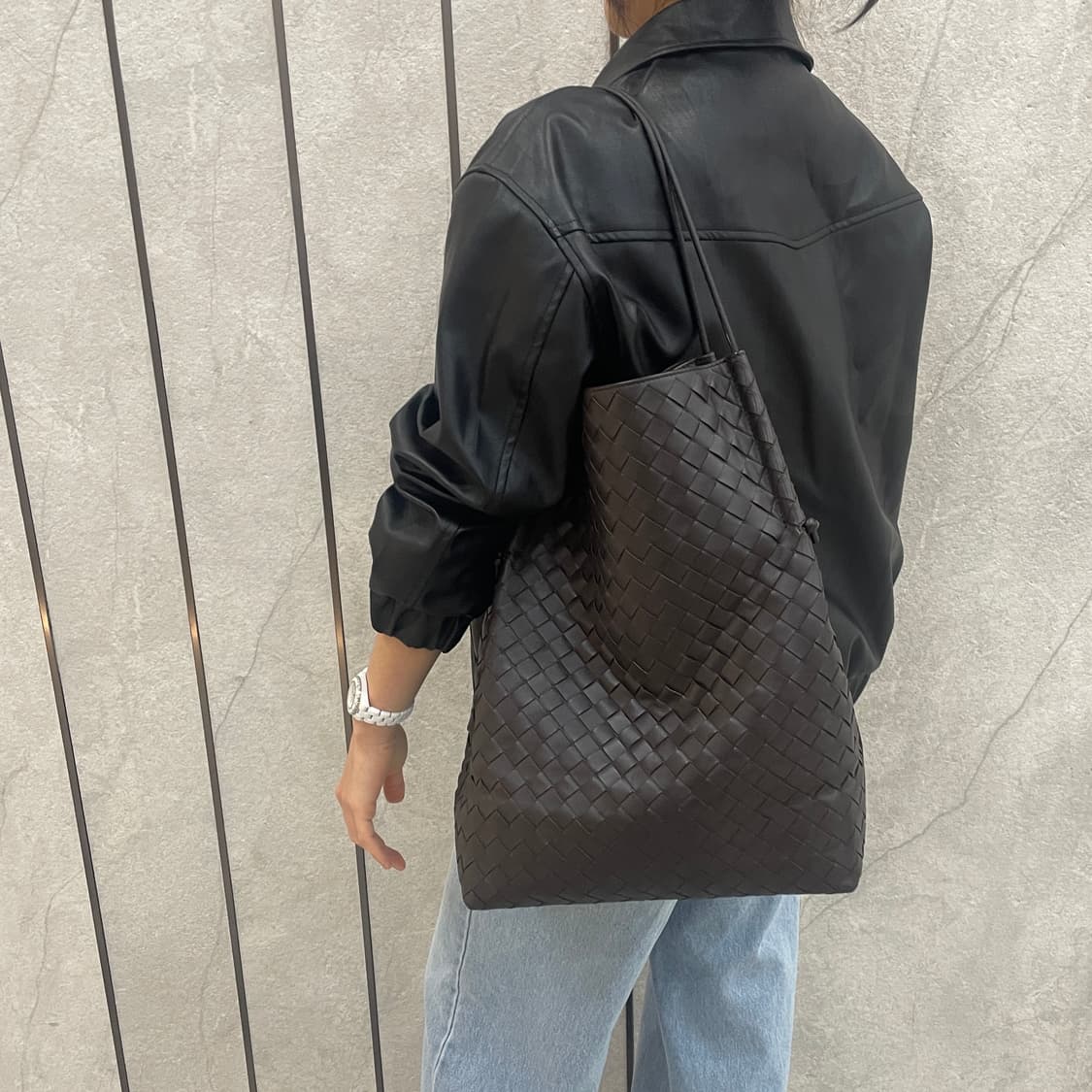 보테가베네타 인트레치아토 숄더백 상품이미지4