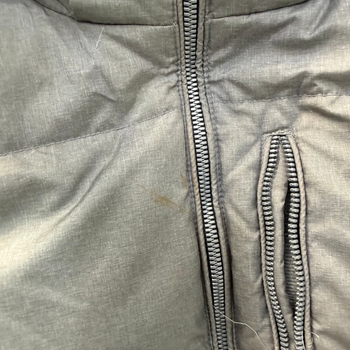 95 헤지스 덕다운 패딩 조끼 0122T1 상품이미지4