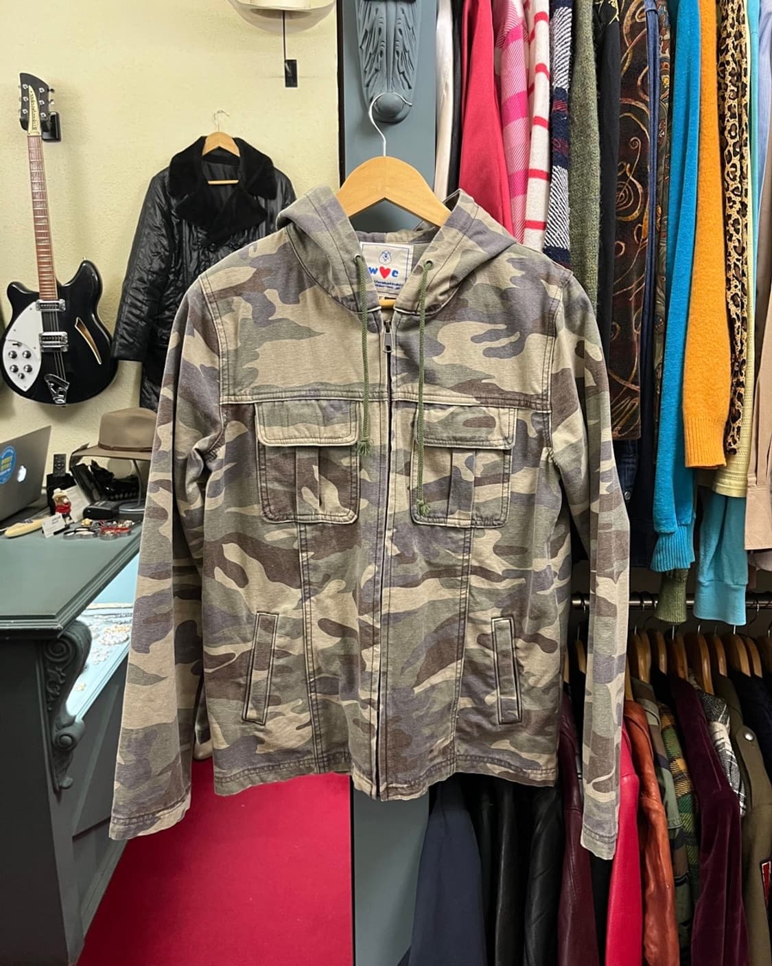 EMBROIDERED CAMO HOOD 상품이미지2