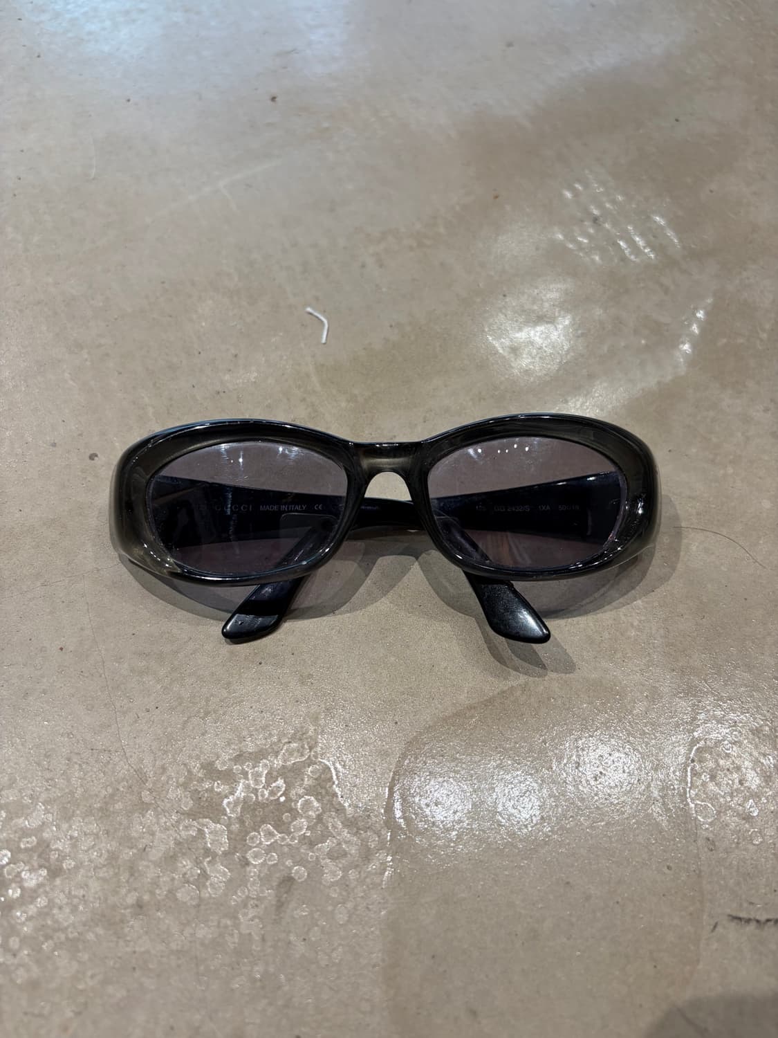 00s Gucci Oval Sunglasses 상품이미지1
