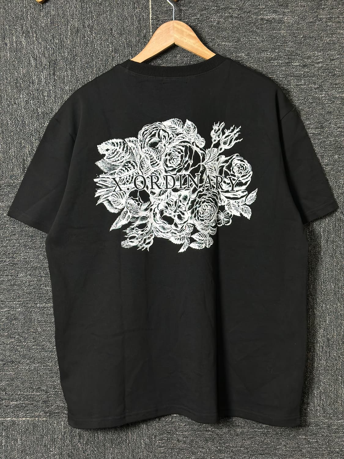 X:ORDINARY 블랙 프린팅 티셔츠 50 상품이미지1