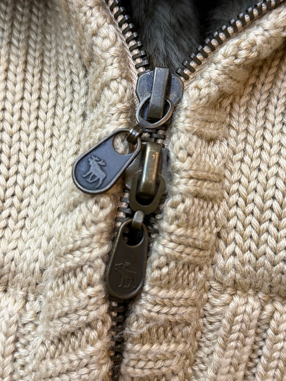 아베크롬비 토끼퍼 니트집업 상품이미지4