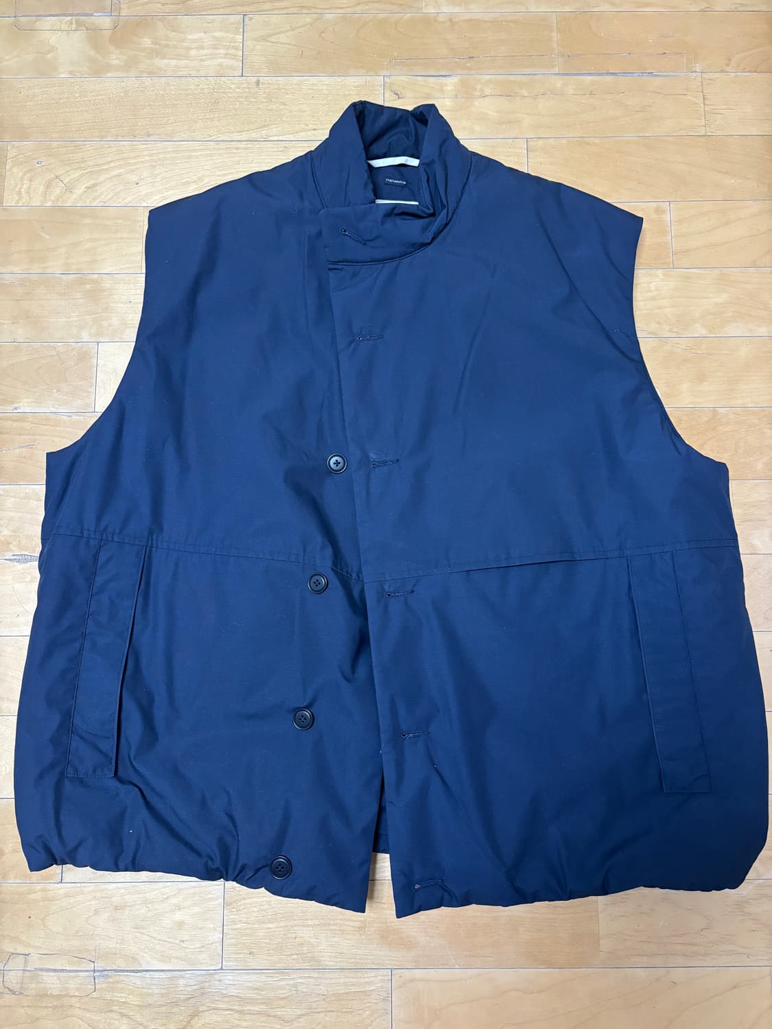 나나미카 인슐레이션 베스트 네이비M 팝니다 상품이미지3