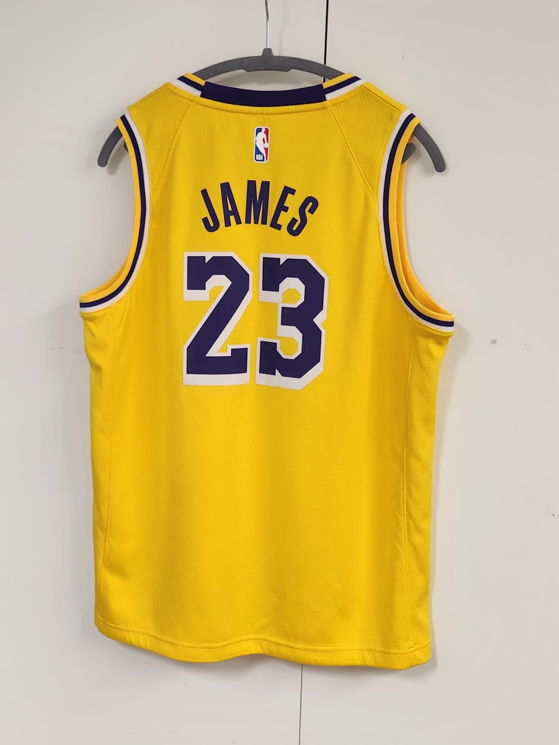 나이키 레이커스 23번 농구 유니폼 옐로우 14-16 (95추천해요) 상품이미지2