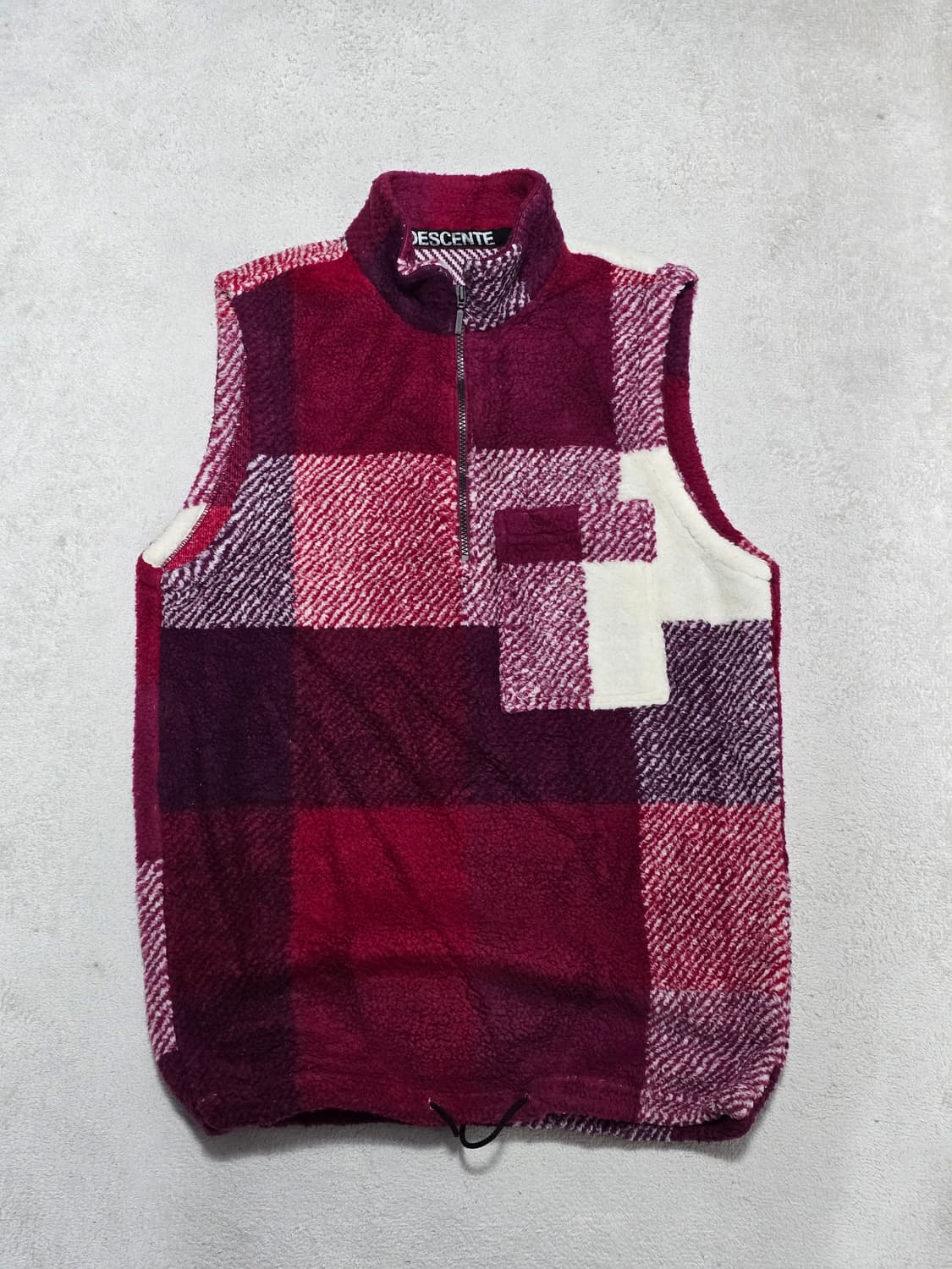 데상트 빈티지 체크 플리스 조끼 100 상품이미지1