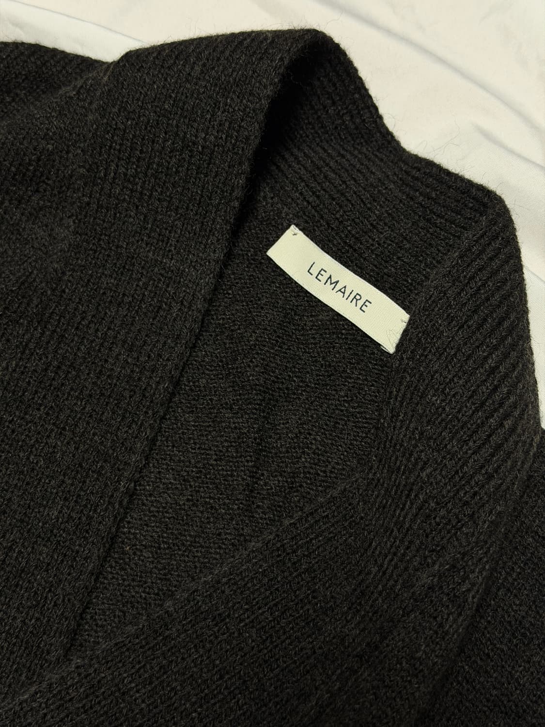 [S]르메르 25fw 랩 가디건 상품이미지5