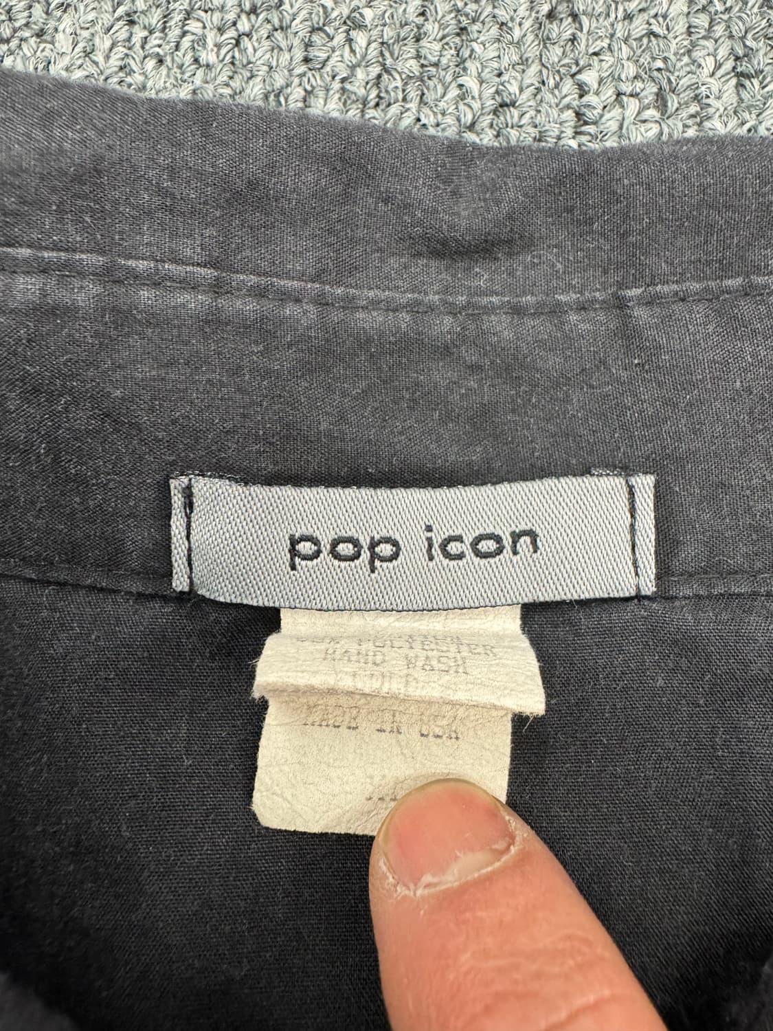 XL)Pop Icon 빈티지 등판 프린팅 블랙 긴팔셔츠 상품이미지5