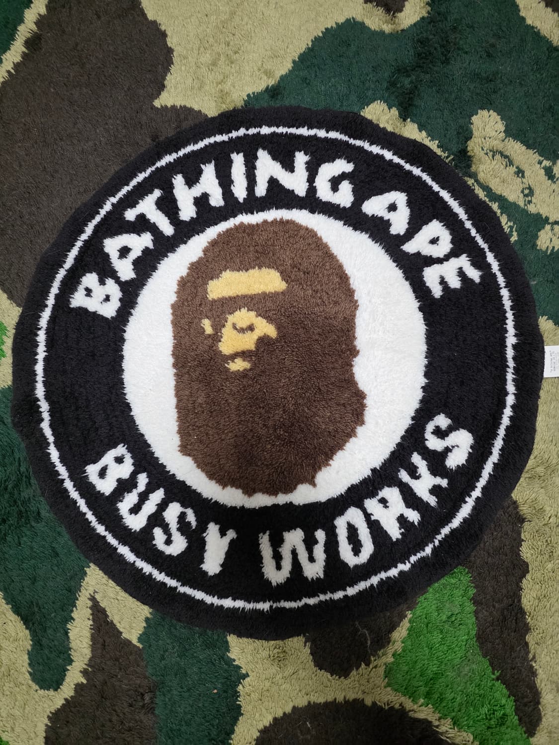 [OS] 베이프 비지워크 라운드 러그 상품이미지2