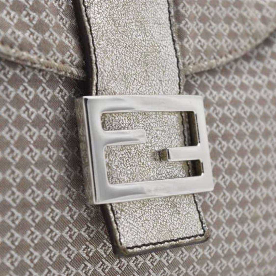 펜디 FF 주카 미니 맘마백 상품이미지6