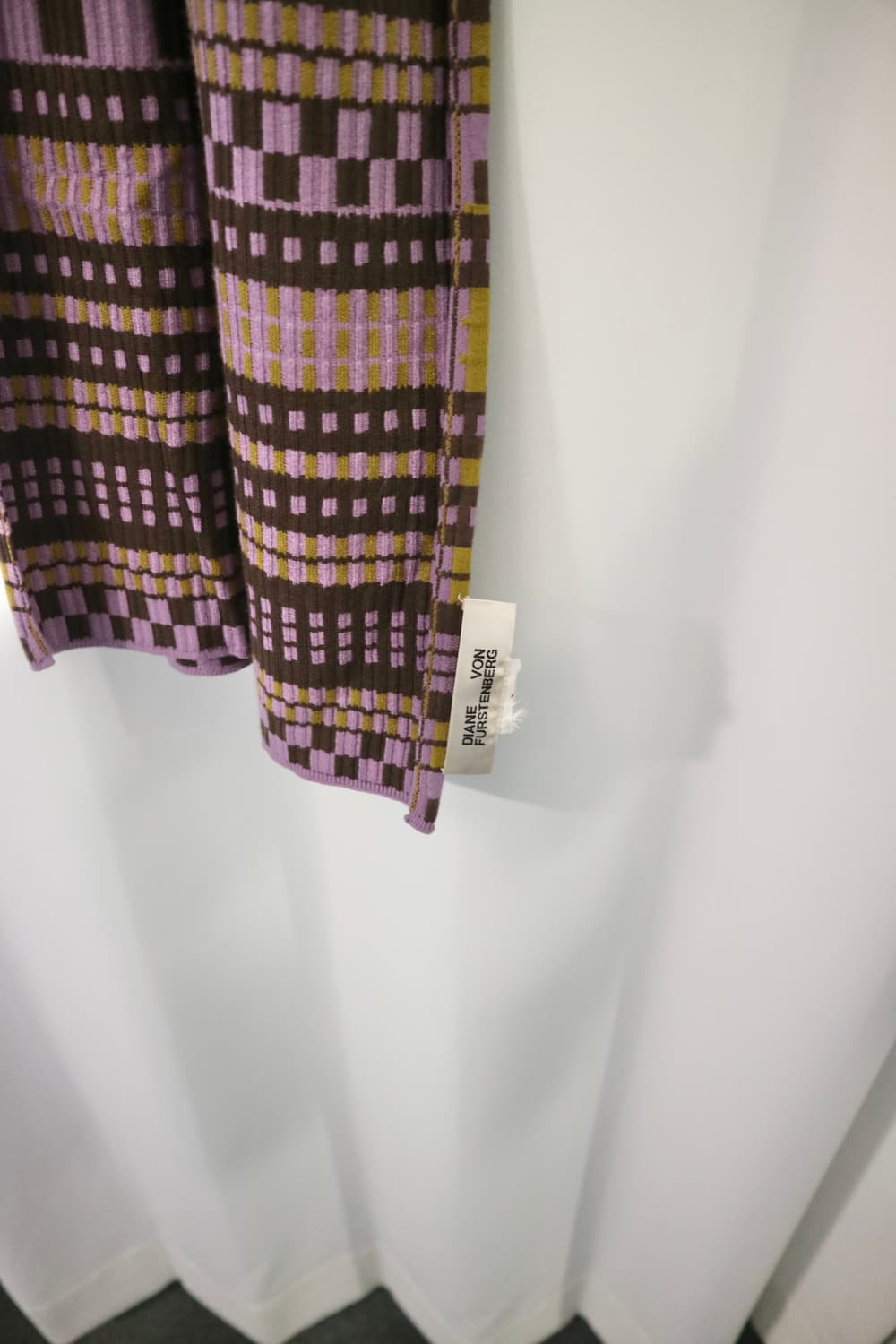 Diane von Furstenberg cashmere muffler 상품이미지2