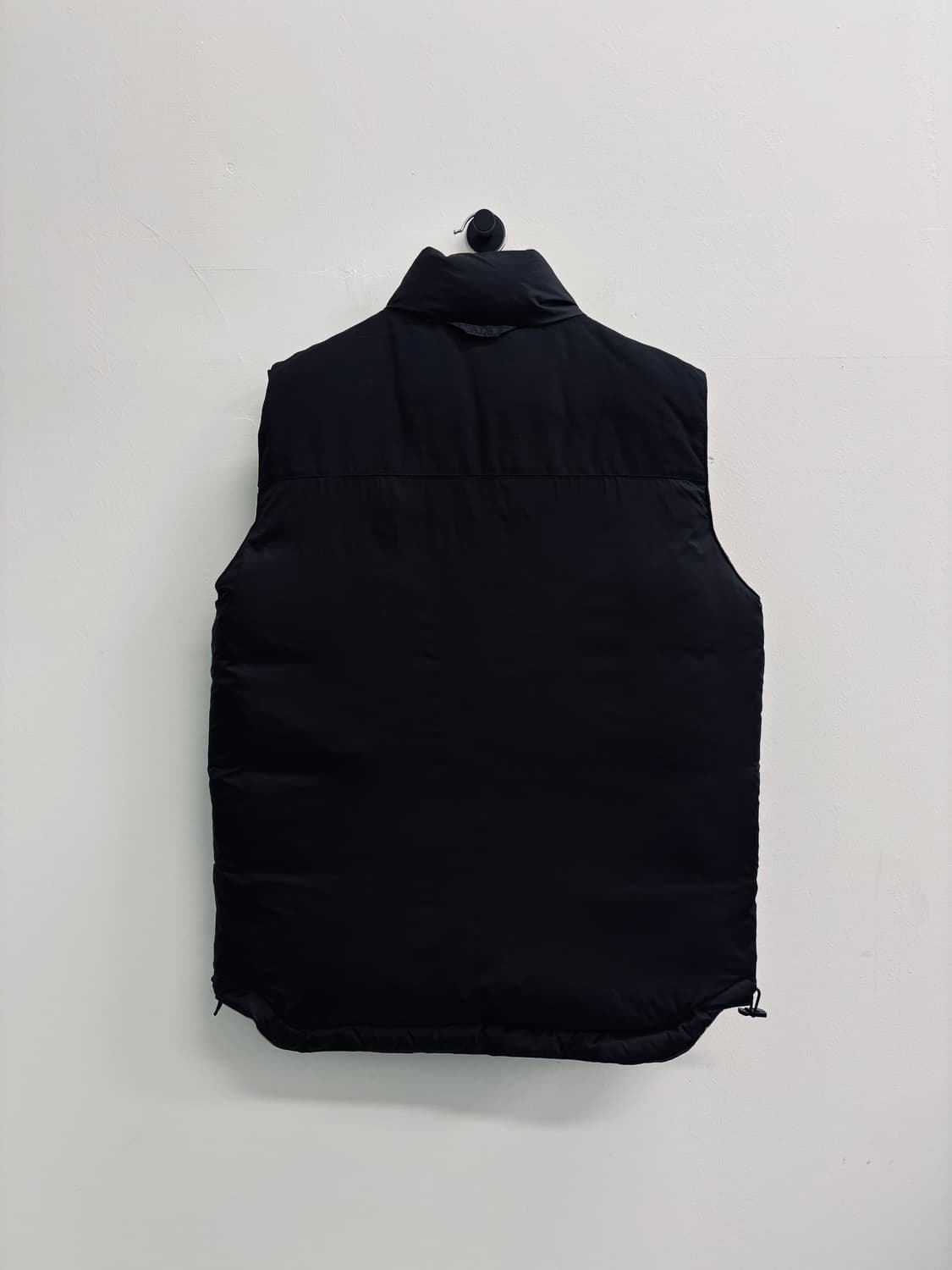 버버리(BURBERRY) 리버시블 체크 & 블랙 패딩 베스트 상품이미지4