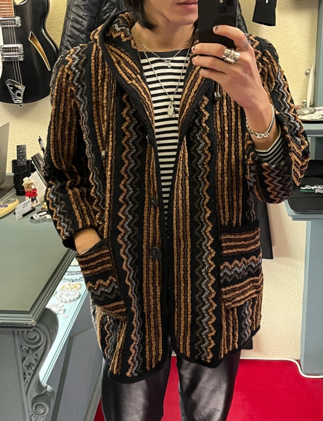 ABSTRACT PATTERN HOOD 상품이미지3