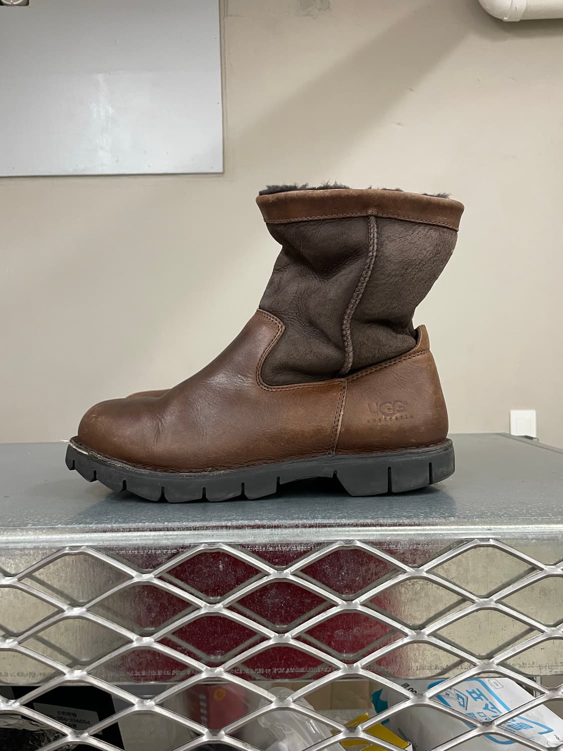 어그 맨즈 브라운 셰어링 부츠 270 상품이미지1