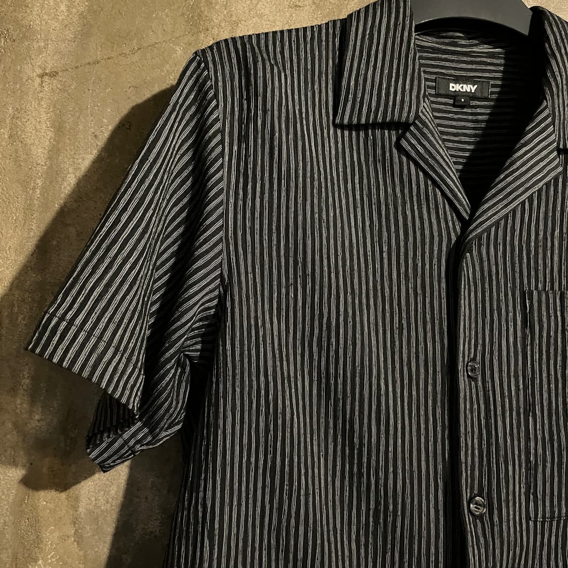 DKNY 스트라이프 반팔 셔츠 상품이미지3