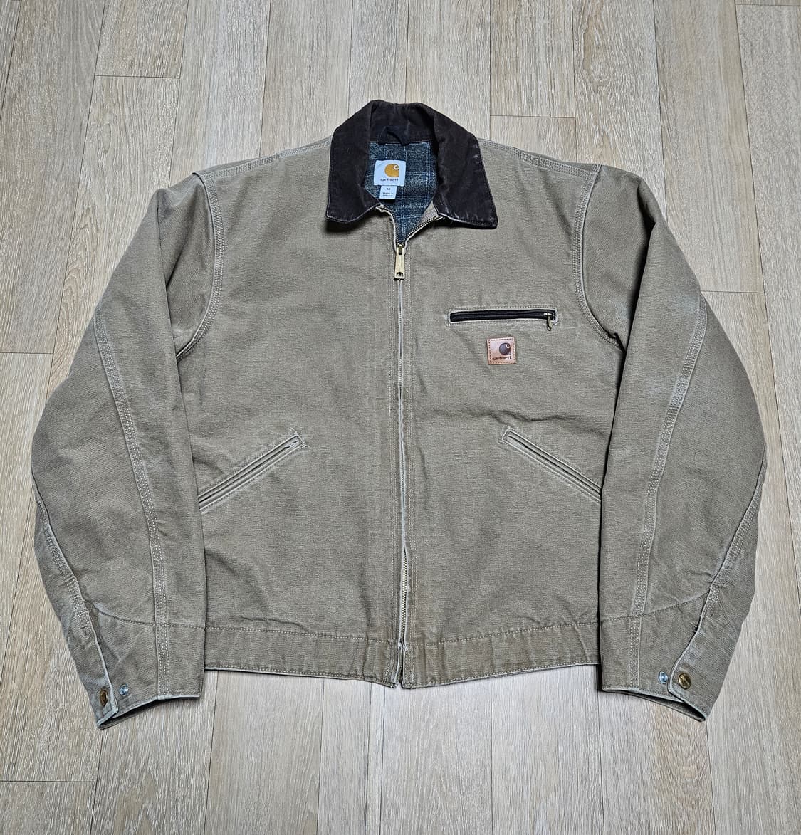 칼하트 J97 디트로이트 자켓 상품이미지1
