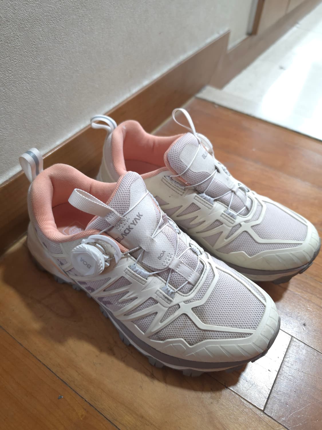 블랙야크 트레킹화 알파트렉 245 상품이미지3