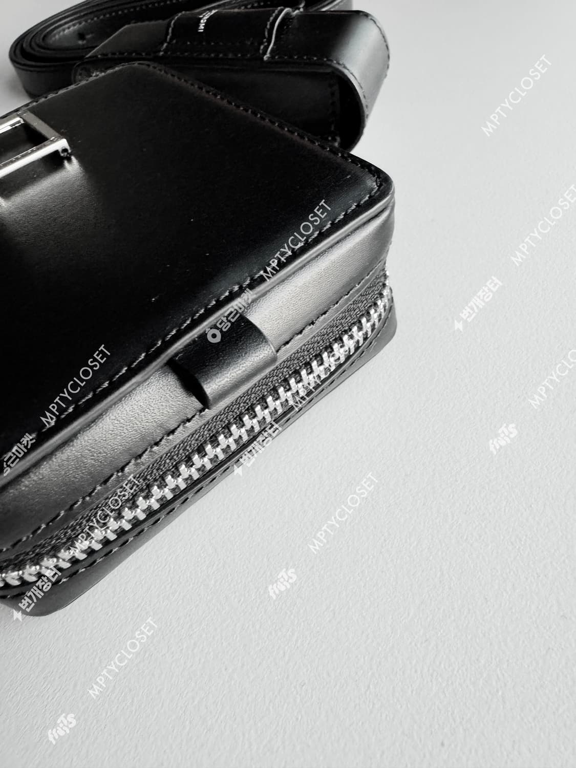 우영미 가죽 미니 크로스백 상품이미지6