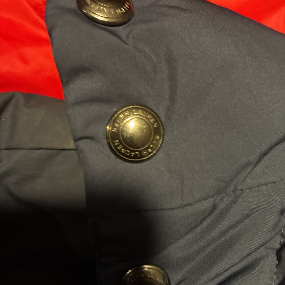 폴로 랄프로렌 레터링 다운 패딩 네이비 상품이미지2