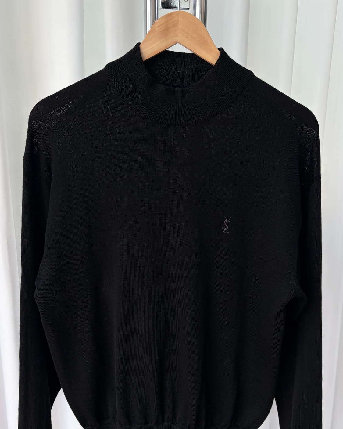 [L]입생로랑 YSL 하이넥 니트 블랙 상품이미지3