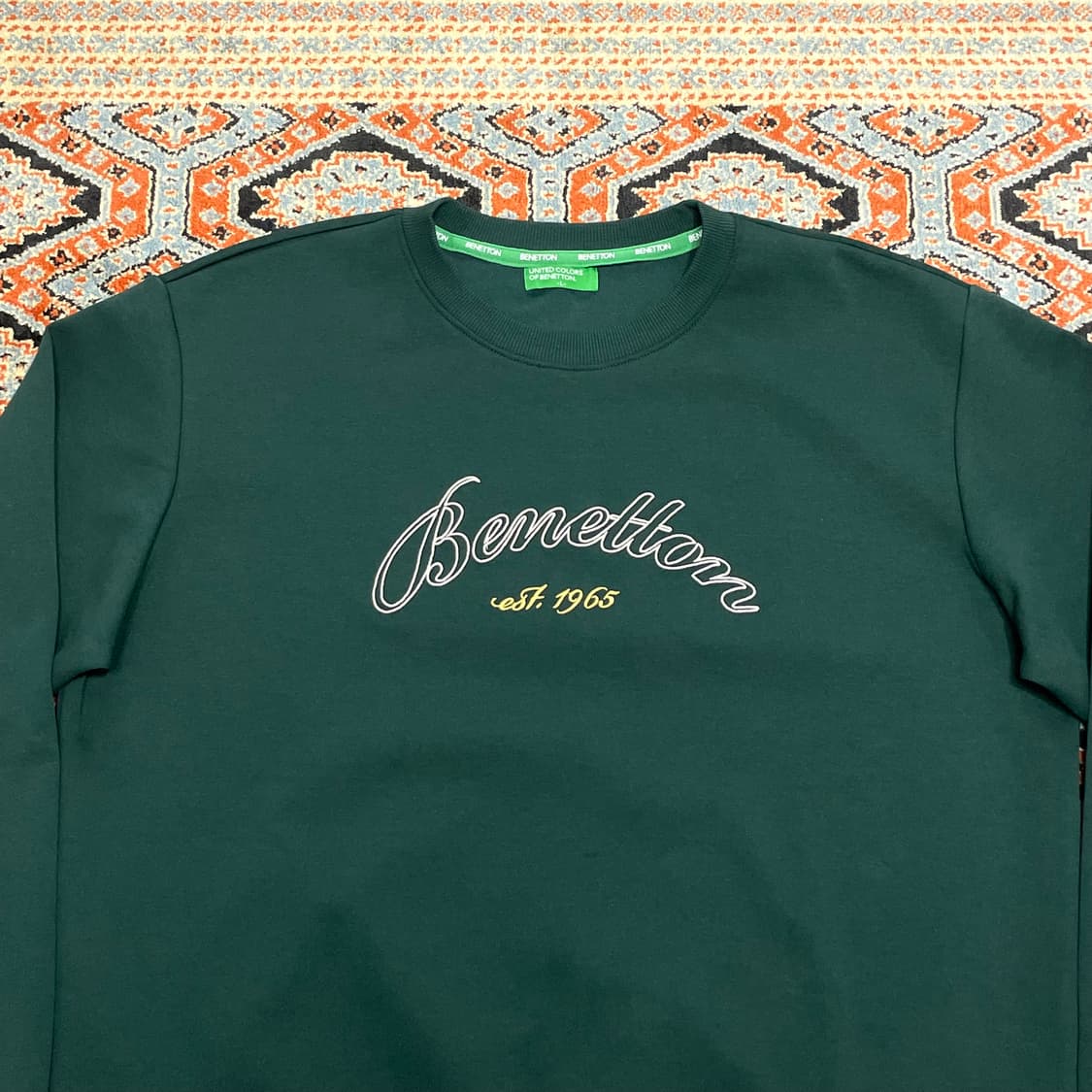 베네통 스펠로고 딥그린 맨투맨 티셔츠 남성L 상품이미지2