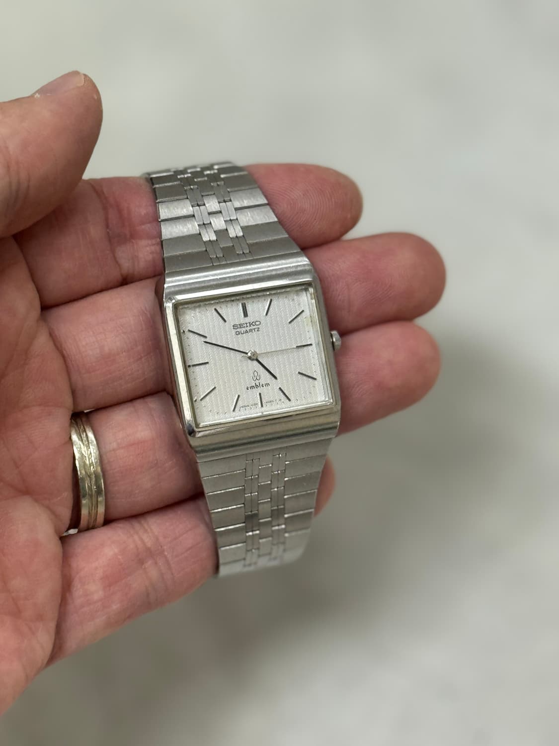 70s 빈티지 세이코 엠블럼 쿼츠 희귀 상품이미지9