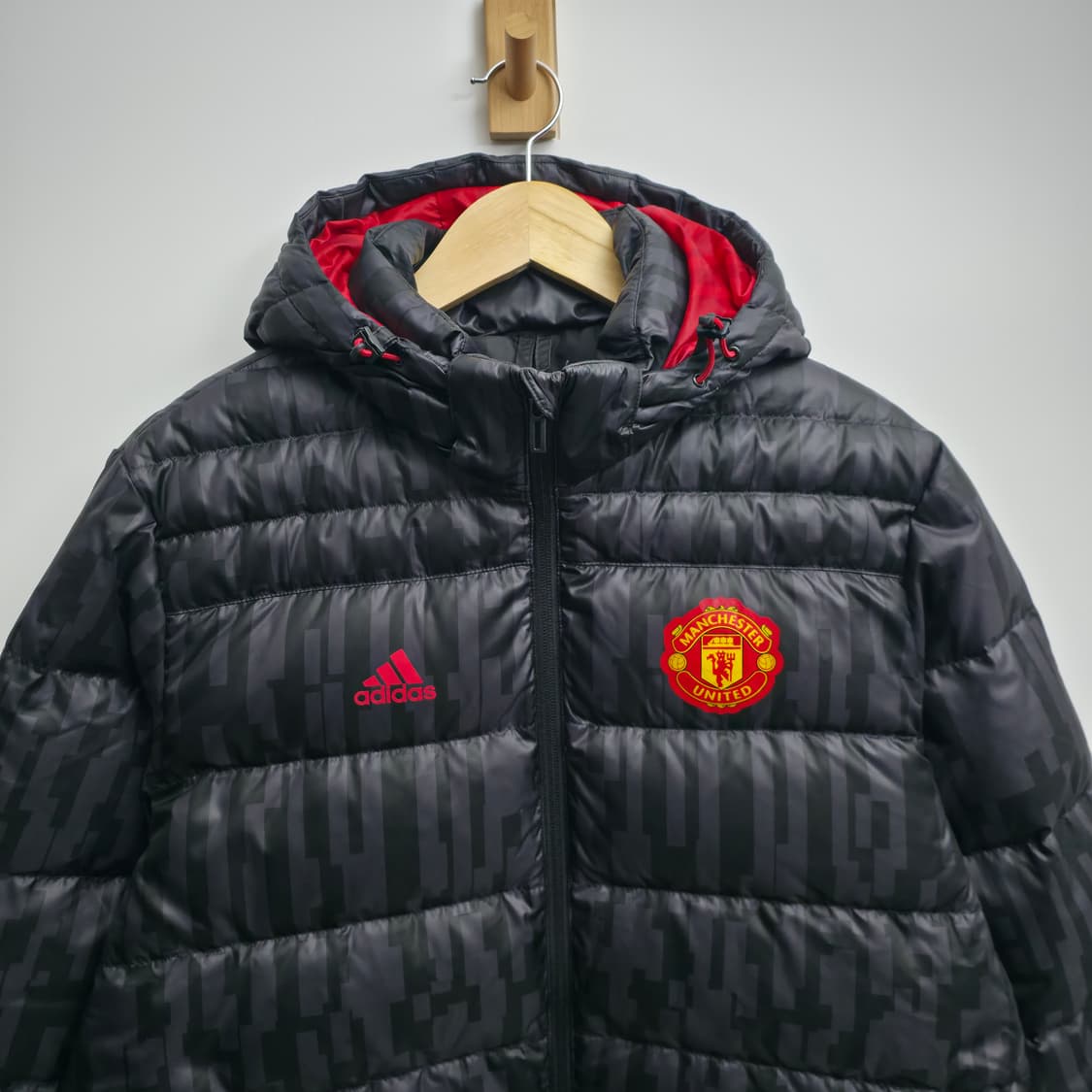 [M] 아디다스 맨체스터 유나이티드 패딩 블랙 상품이미지2