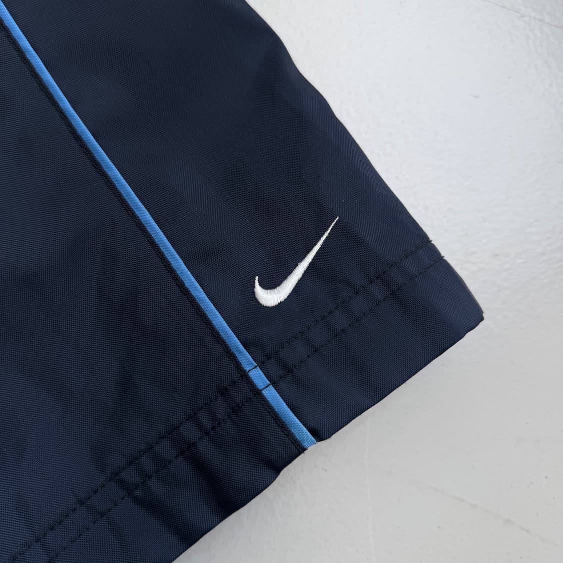 나이키 90s 스우시 올드스쿨 와이드 바람막이 트랙팬츠 상품이미지4