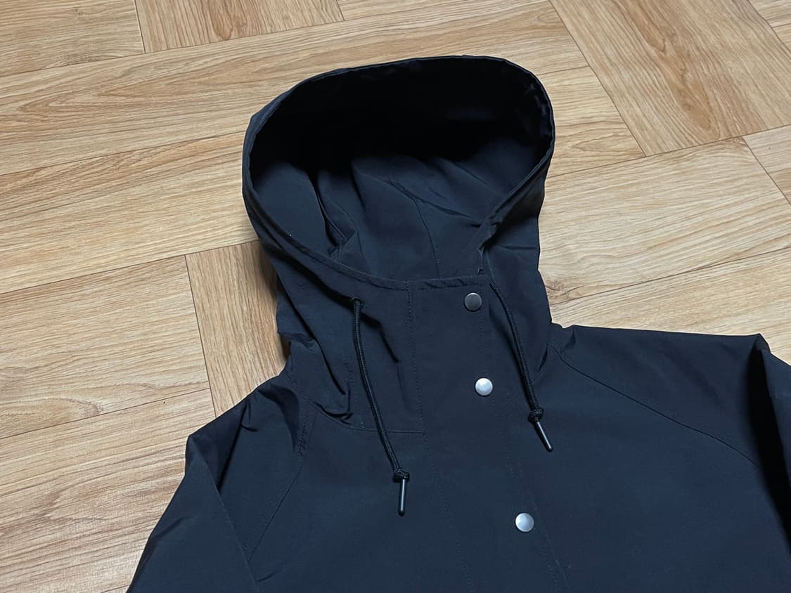 유니클로 여성용 오버사이즈 바람막이 S 상품이미지2