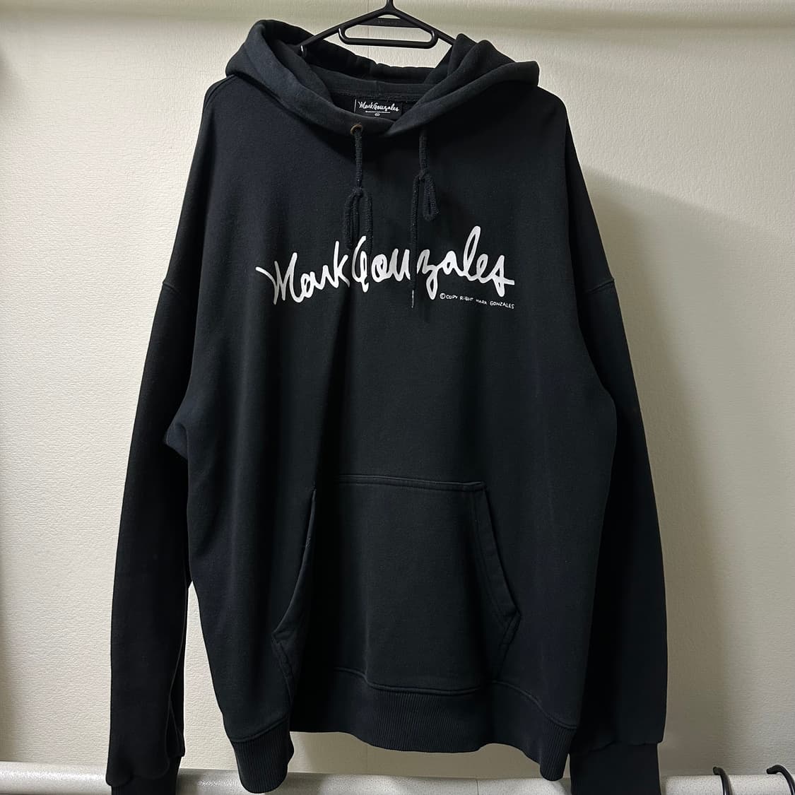 마크곤잘레스 블랙 후드티 상품이미지1
