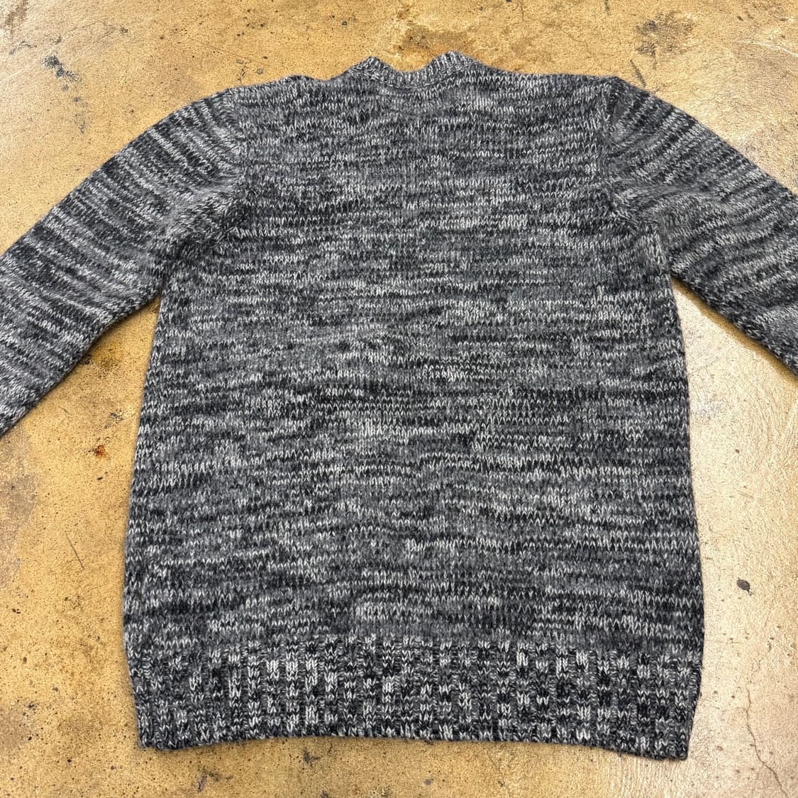 칼하트 그레이 니트 상품이미지4