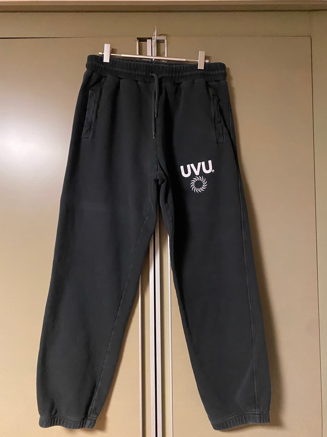 UVU 트레이닝 스웻팬츠 상품이미지2