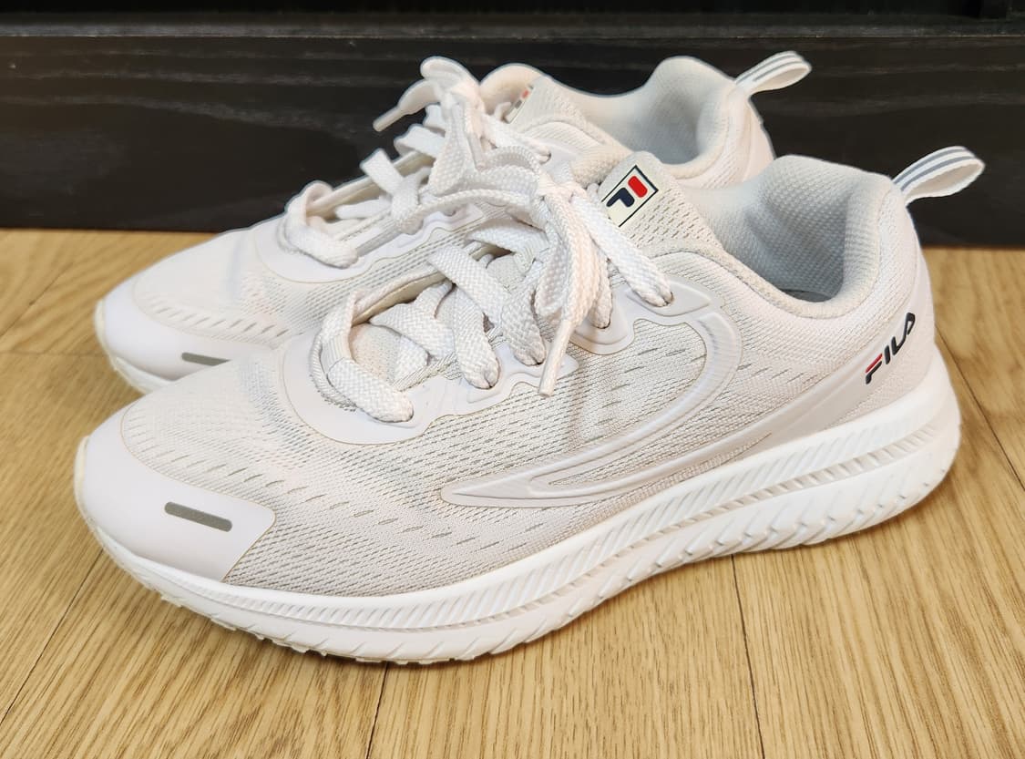 FILA 휠라, 필라 RGB 퓨즈 스니커즈, 운동화 올화이트 240 상품이미지1