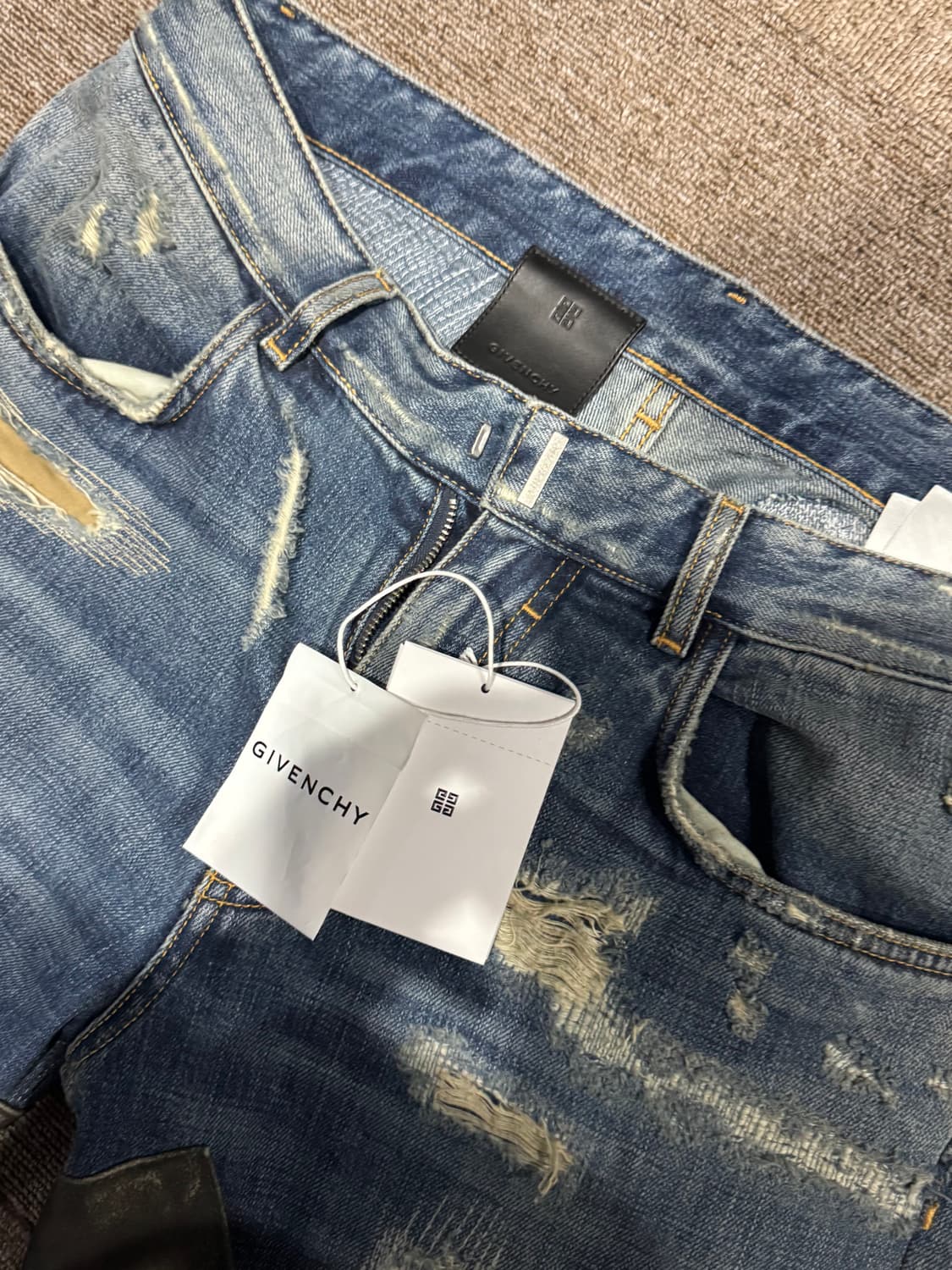 지방시 몰스킨 데님 리오더판 32사이즈 상품이미지3