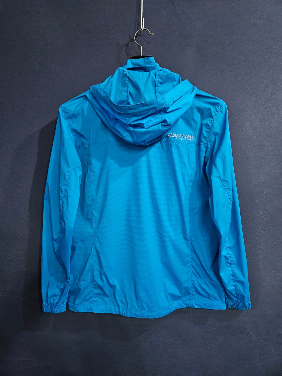 디스커버리 블루 남성 100 홑겹 바람막이 자켓  상품이미지2