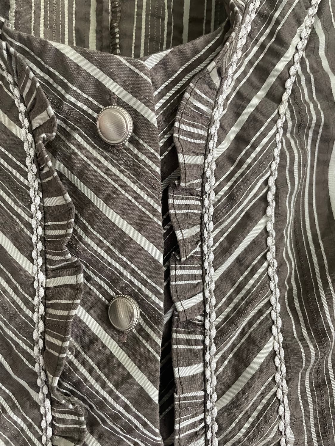 y2k 갸루 펑크 브라운 실버 스트라이프 크롭 블라우스 상품이미지3