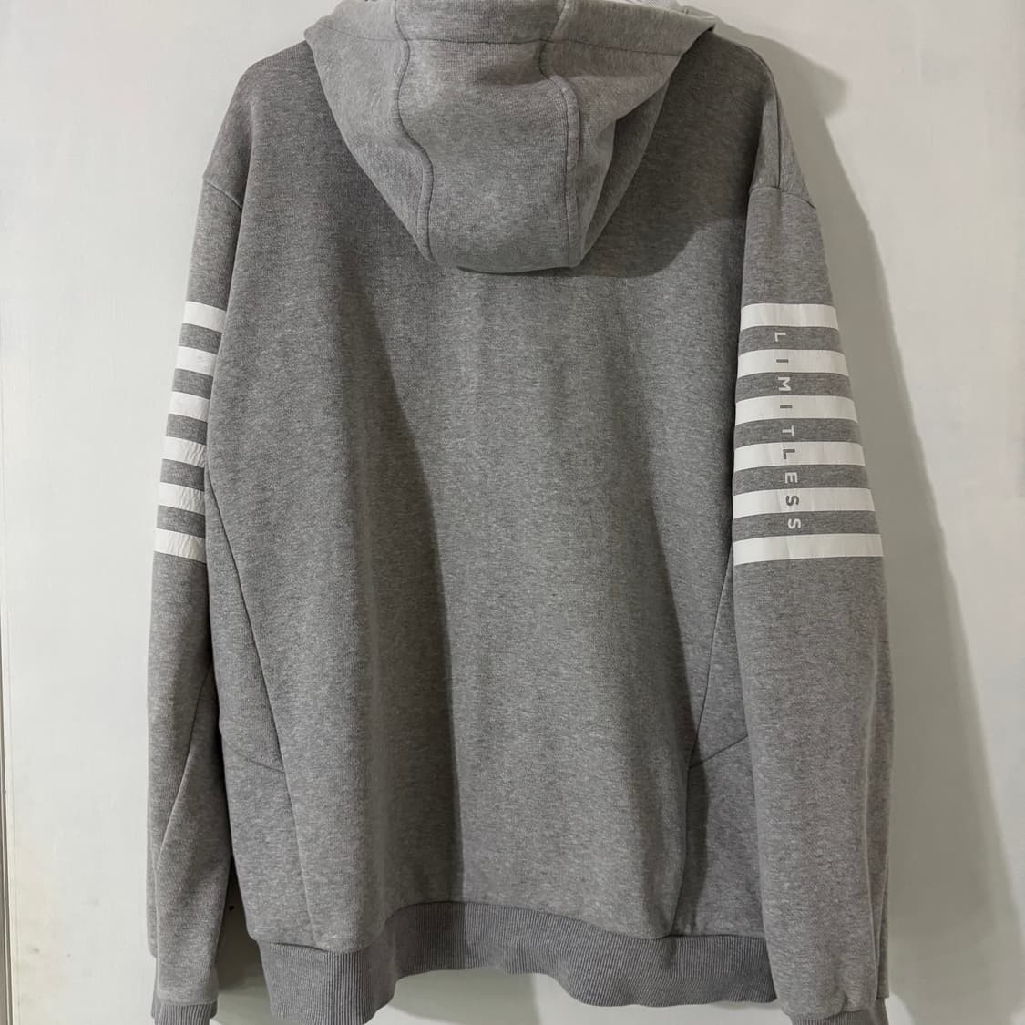스파이더 육선 완장 그레이 배색 후드집업 🤍🩶 상품이미지7