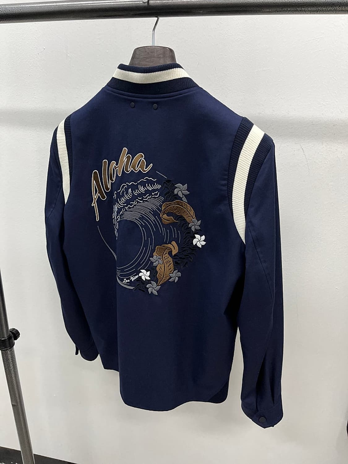 100) 루이비통 알로하 바시티 자켓  상품이미지6