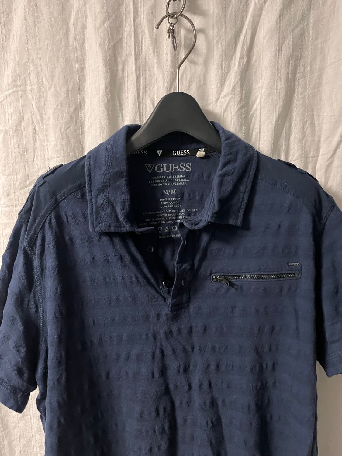Guess Shoulder Tab Details Polo T-shirt 상품이미지2