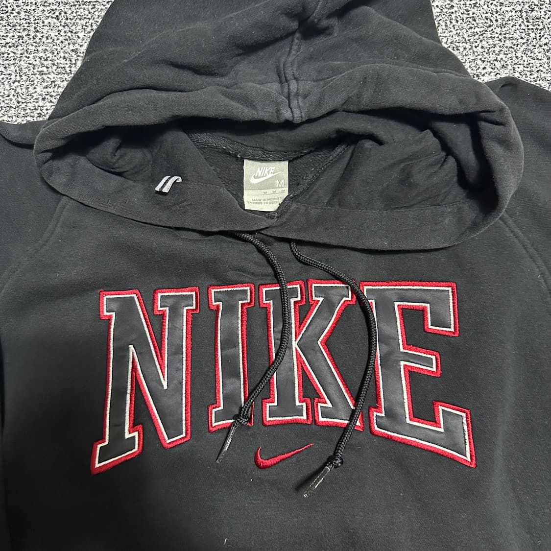 (XL추천) 나이키 빅로고 블랙 레드 자수로고 후드티 상품이미지2