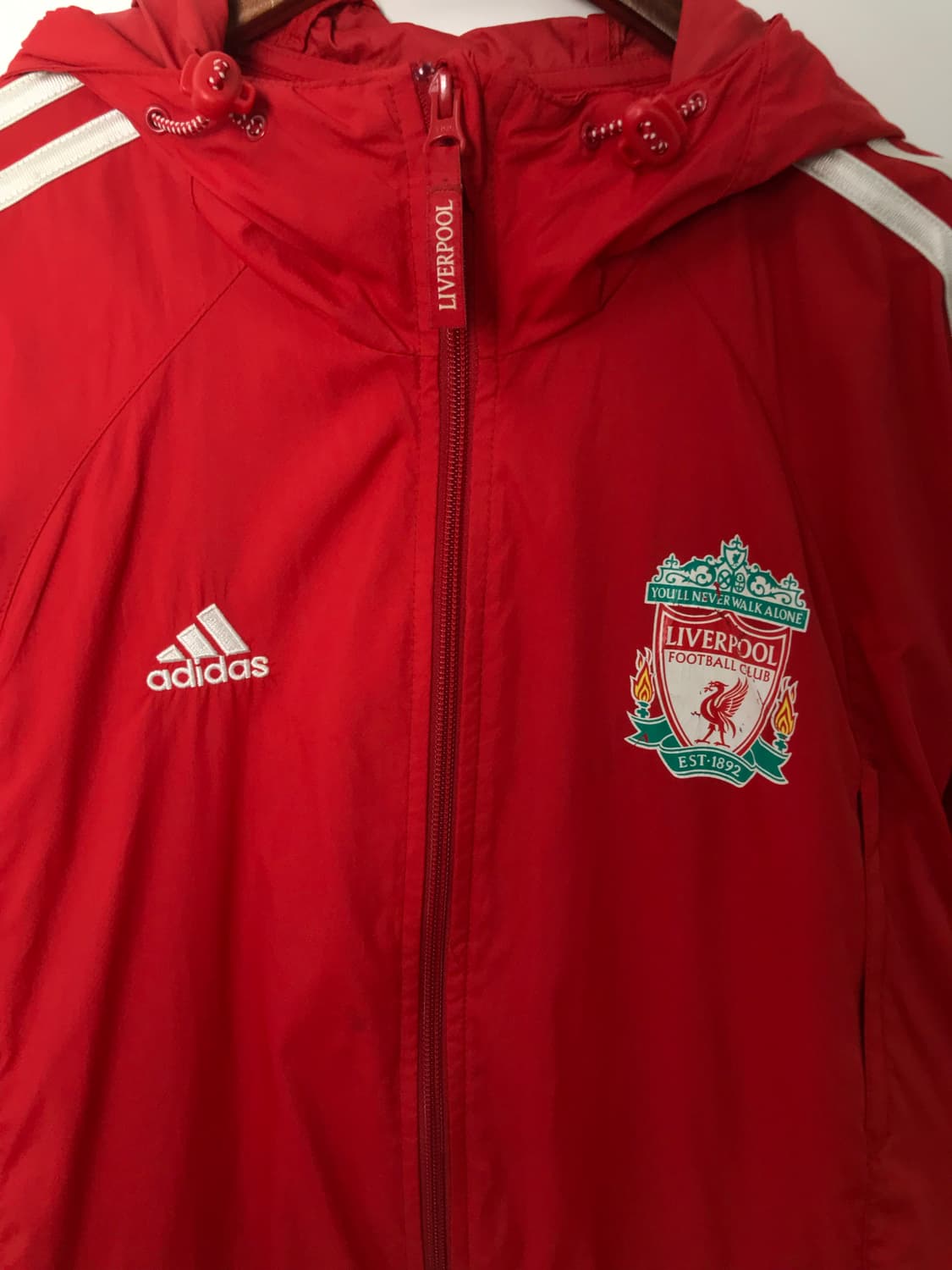 아디다스 리버풀 레드 바람막이 자켓 상품이미지4